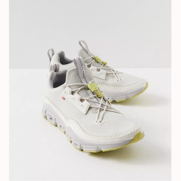 ON cloud. Cloudaway sneakers. New in box - Picture 9 of 12